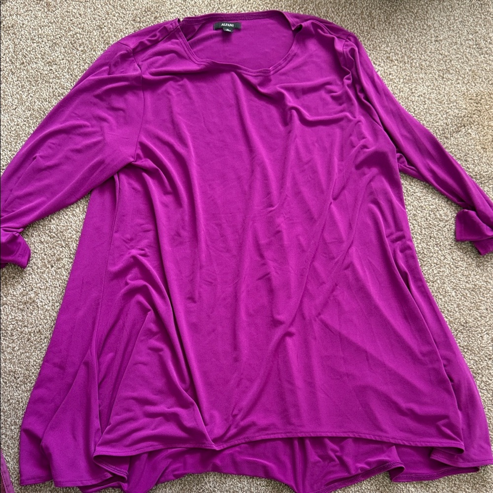 Alfani Women's Magenta Tunic Top